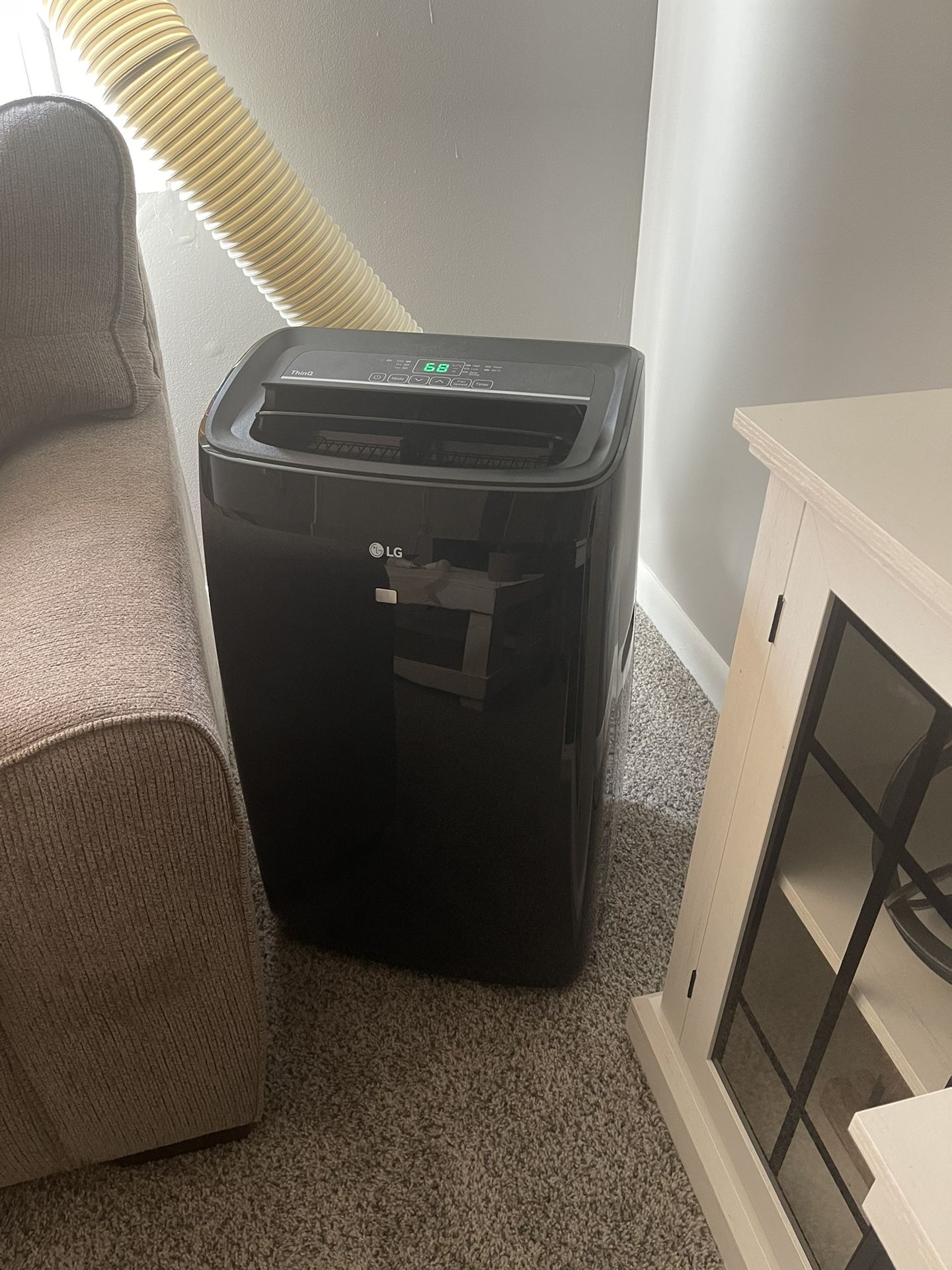 LG Portable AC  10,000 Btu