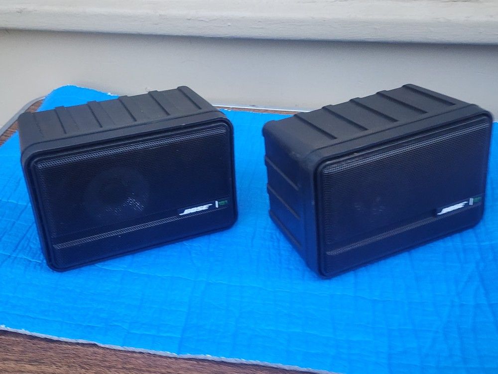 BOSE home Stereo SHELF Speakers