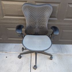 Herman Miller Mirra Office Chair