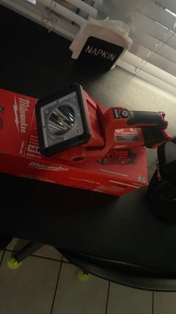 Milwaukee Flashlight