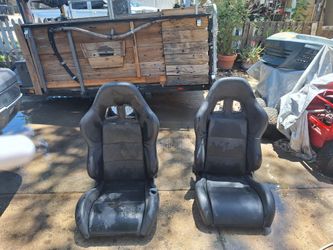 Racing like bucket seats
