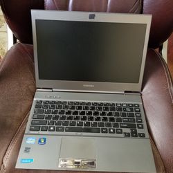Toshiba Corei7 Ultrabook Laptop 