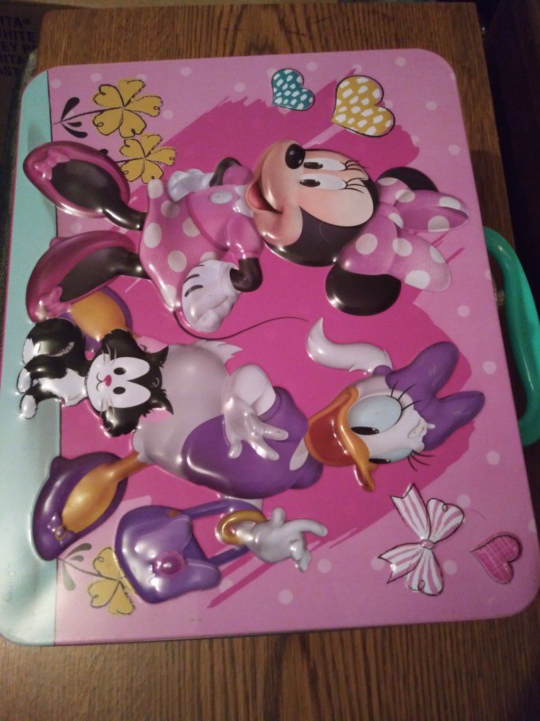 Minnie@Mickey Mouse Lunch Box With Puzzles