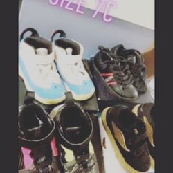 7c Four pairs of shoes Jordan polo vans Kids Ninos $65