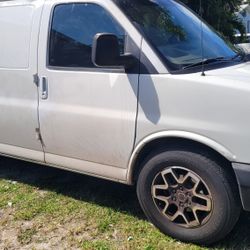 2004 Chevrolet Express