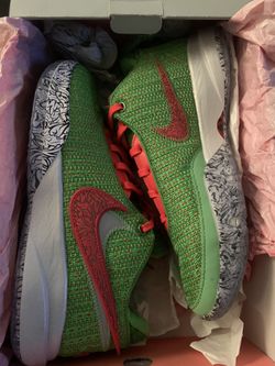 NIKE “XX 20 STOCKIN STUFFER” LEBRON JAMES