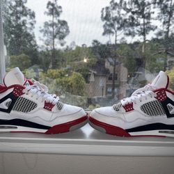 Air Jordan 4 Fire Red – Size 10.5 – Authentic – Used – Clean – Bundle Deal