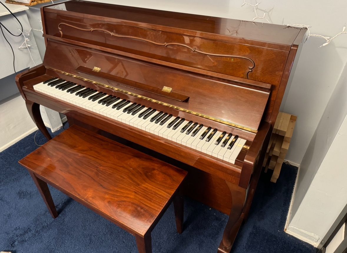 Kawai C-107 Upright Piano