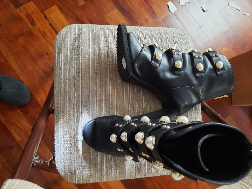 Karl Lagerfeld Women Boots