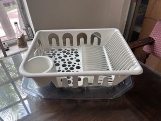 Dishes dry rack