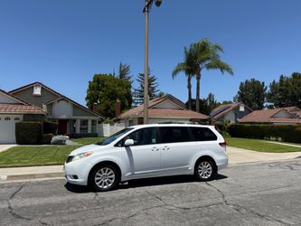 2011 Toyota Sienna