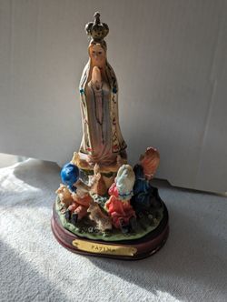 Fatima religious figurine