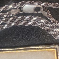 Sterling Silver 925 Italy Chain And Silver Cross 