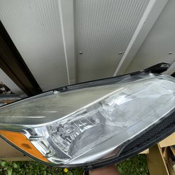 2014 Ford Escape Headlight Assembly