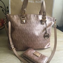 Bolsa Grande Con Cartera Mk