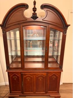 Traditional Wood China Cabinet / Hutch with Glass Display