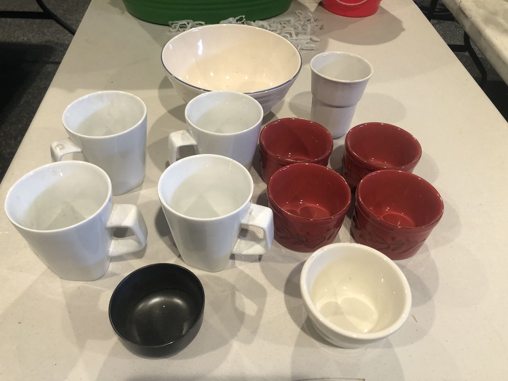 Various Ceramic Ware Items