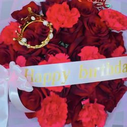 25 Red Roses Mixed With Pink Carnations