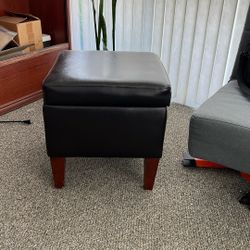Ottoman Square With Storage - Leather - Perfect Condition