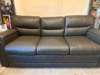 Pullout couch