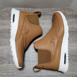 Nike Men's Tan Leather Chelsea Boots Size 8.5