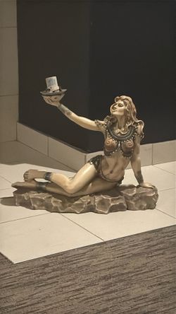 Xena warrior princess lamp
