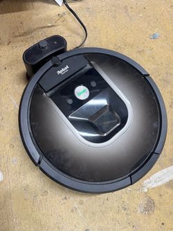 Roomba Vacuum