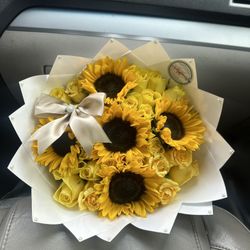 ramos buchones , flowers, bouquets , flower arrangements
