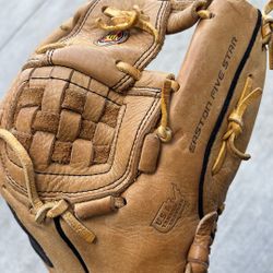Easton Glove Baseball/Softball
