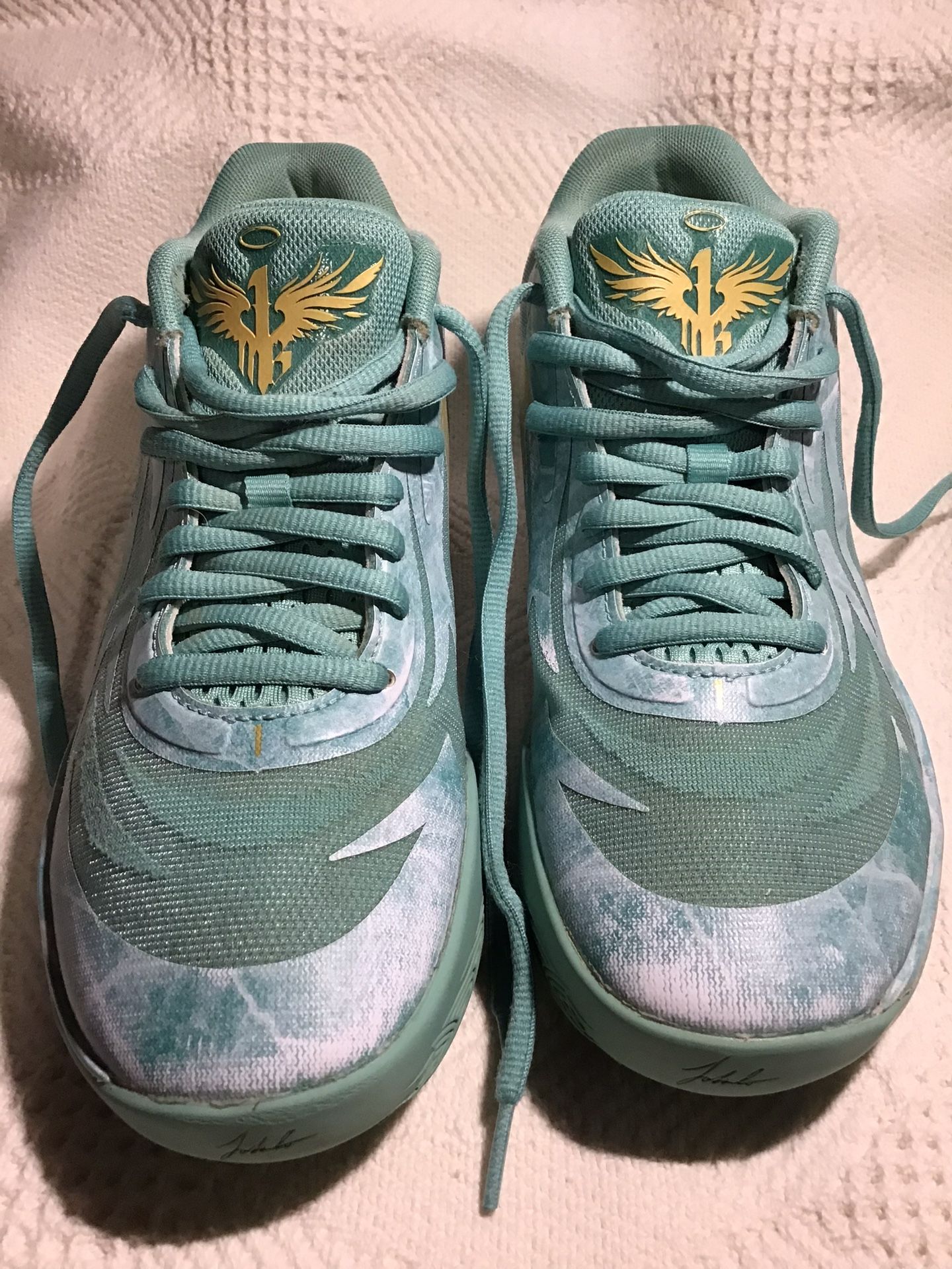 PUMA MB.02 JADE LAMELO BALL BASKETBALL SHOES MENS SIZE 8 (37828-01) LAKE GREEN & GOLD EXECELLET CONDITION