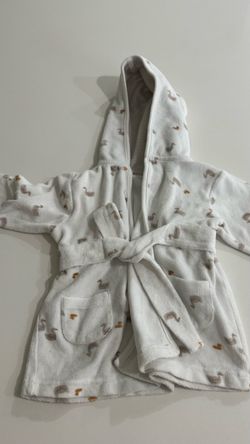 Baby bath robe with free shoes