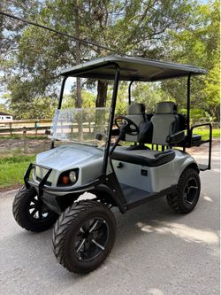 2017 Ezgo express s4 gas golf cart