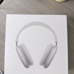 Second Generation Airpod Maxes