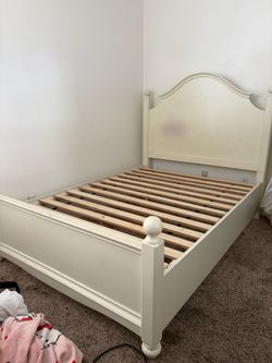 White Wood Bed Frame with Slats