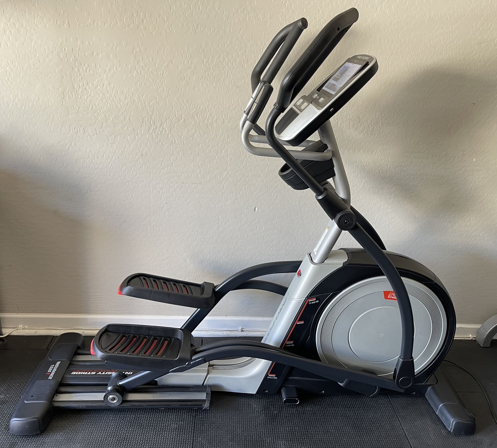 Proform Endurance 1520e Elliptical Cross-Trainer Exercise Workout Machine Fitness Home Gym Treadmil