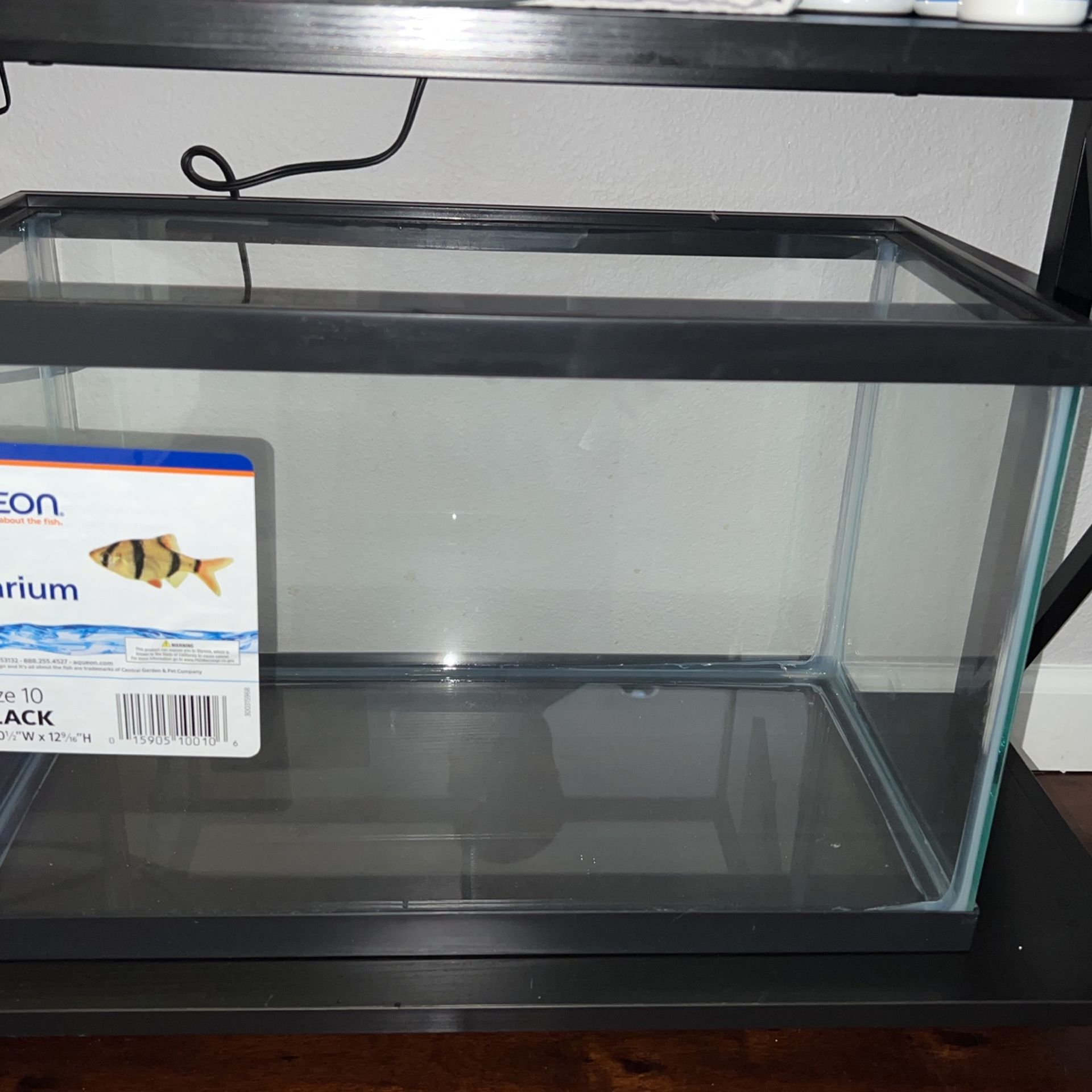 Brand New fish Tank 10 Gallon