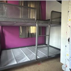 Twin Bunk Bed