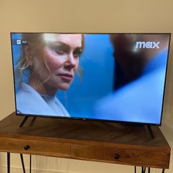 TCL 43” Class S3 1080p FHD LED Smart TV Roku TV 