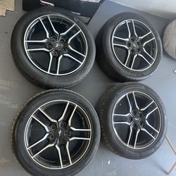 STOCK MUSTANG GT WHEELS AND TIRES