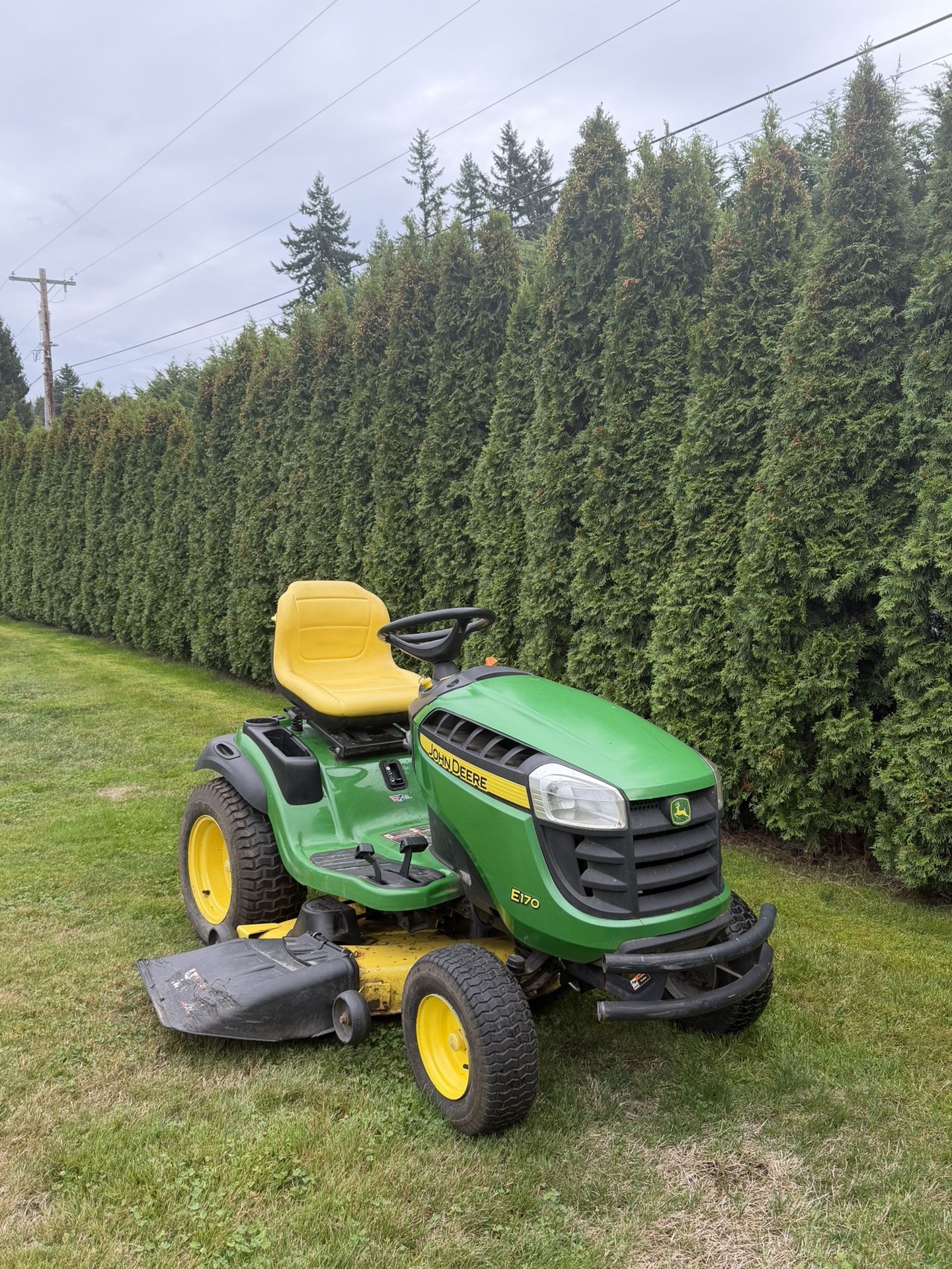 John Deere E170 Riding Mower Lawnmower