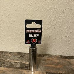 New Powerbuilt 5/8" Deep Well Socket, 3/8" Drive, 6 Point, 641204