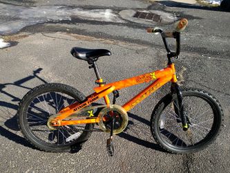 Avigo striker cheap x bike