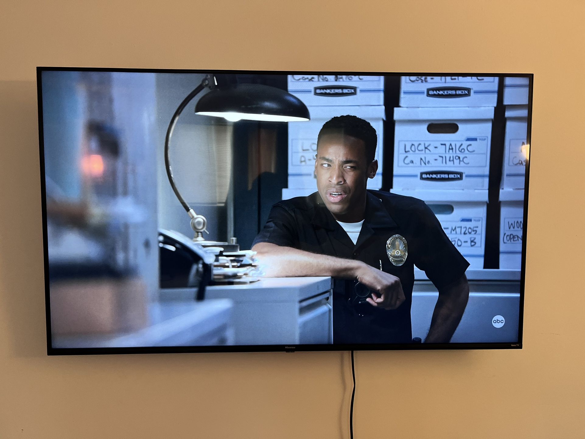 4k 56in TV / Soundbar
