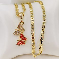 Dije mariposa y Cadena oró laminado/butterfly pendant and 14k gold plated chain