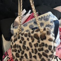 Juicy Cheetah Shoulder Bag