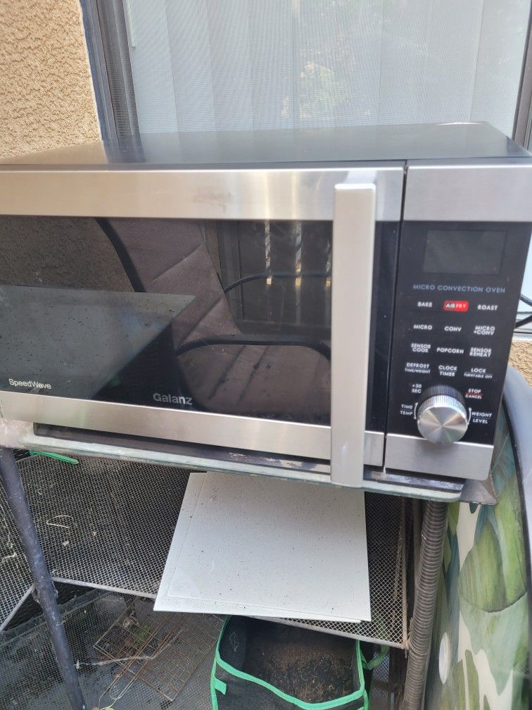 Microwave / Convection Oven / Air Fryer  All In One 