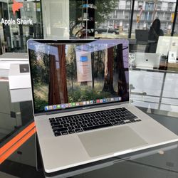 Apple 16” 2019 MacBook Pro Core i7 32GB Ram 512GB SSD! 90 day warranty! We offer financing!