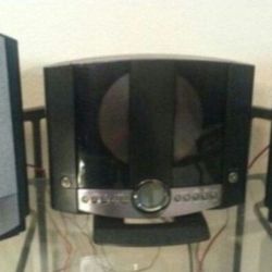 Taking Best Offer. 3-piece GPX remote control stereo system with CD player, aux. and clock/timer/alarm, like new condition. Taking Best Offer. 