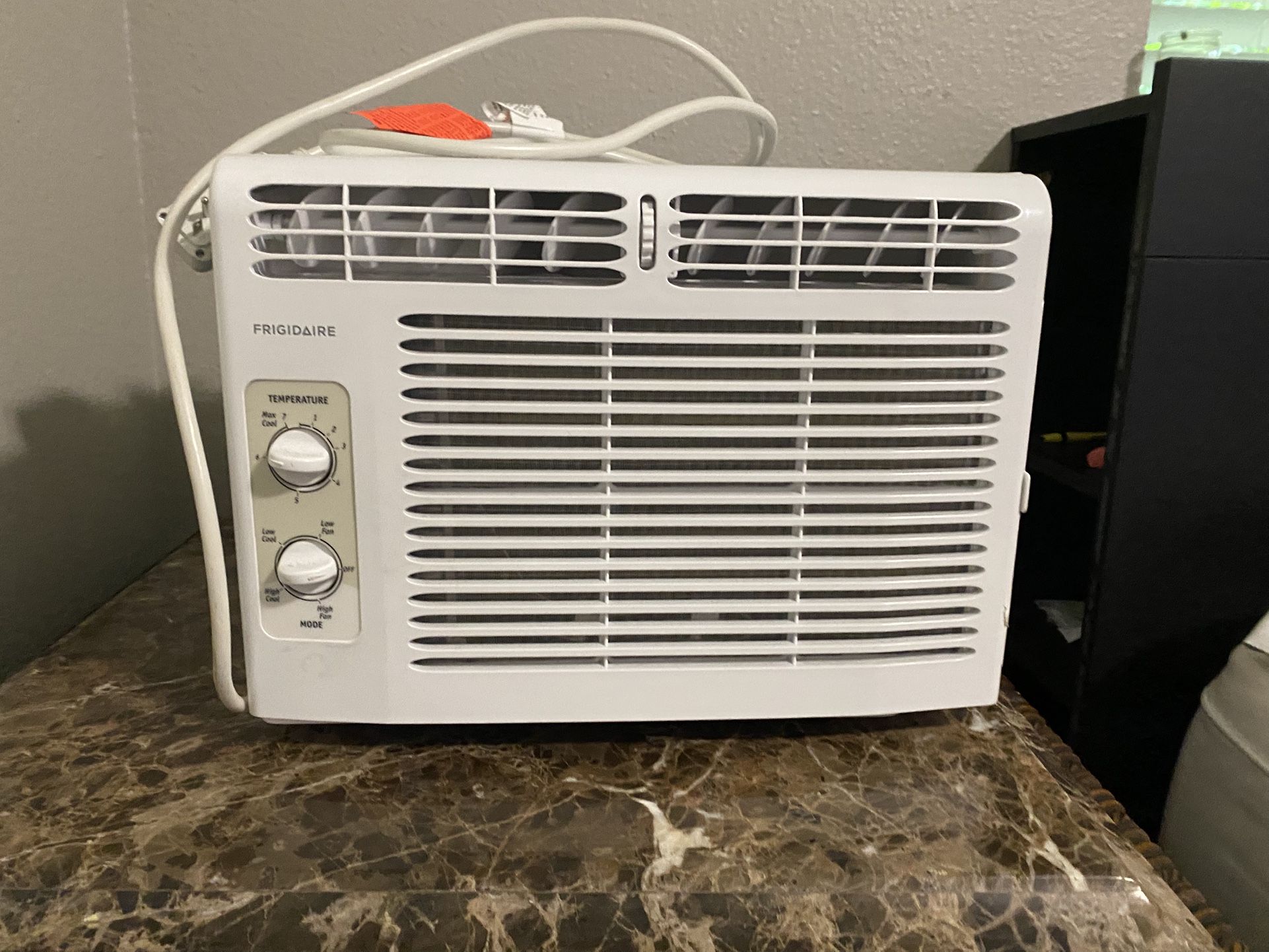 Frigidaire window air conditioner