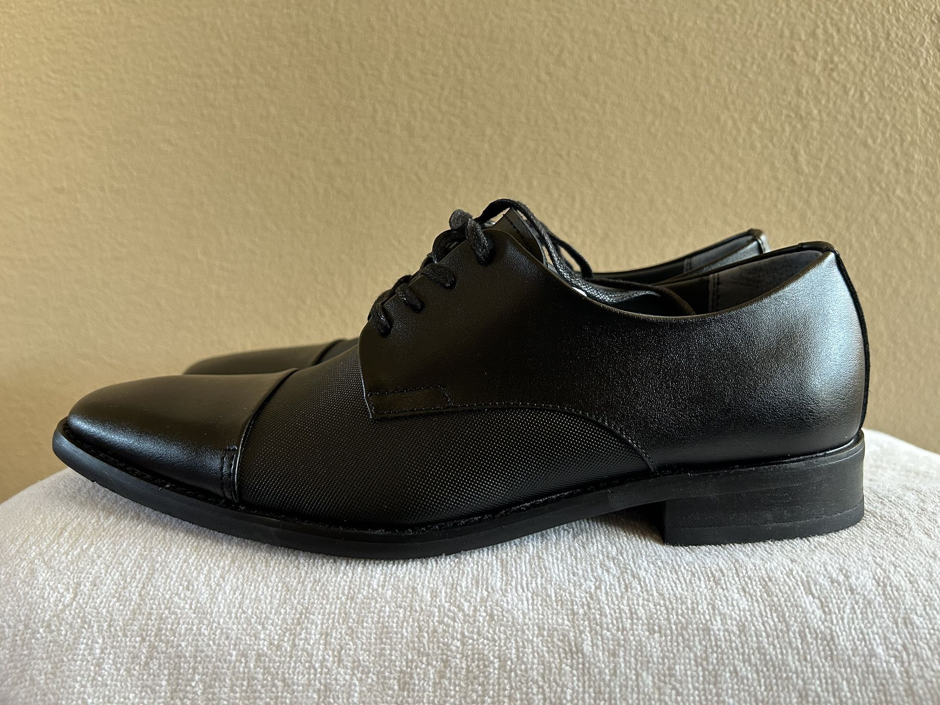 best color shoes for black dress Steve Madden Men's Leland Lace-Up Dress Shoes - Black - Size 10.5
